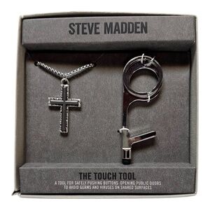 Steve Madden Cross Pendant Necklace And Touch Tool Set
